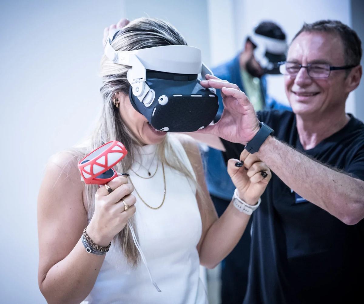 יריד תחנות VR